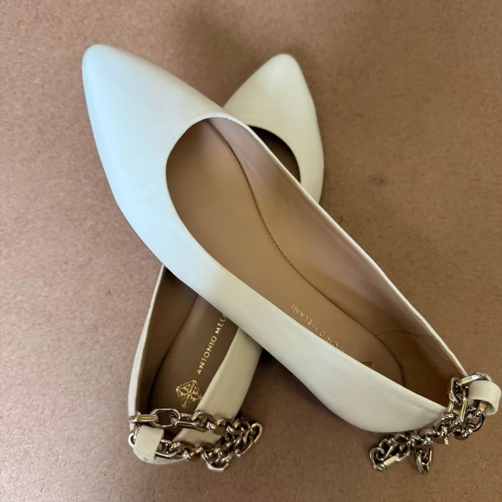 Antonio Melani Cream Pointed Toe Chain Strap Flats